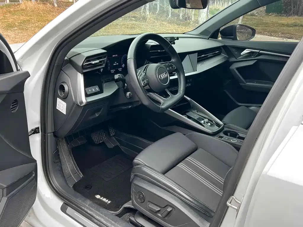 Audi A3 2023 из CN, фото 7