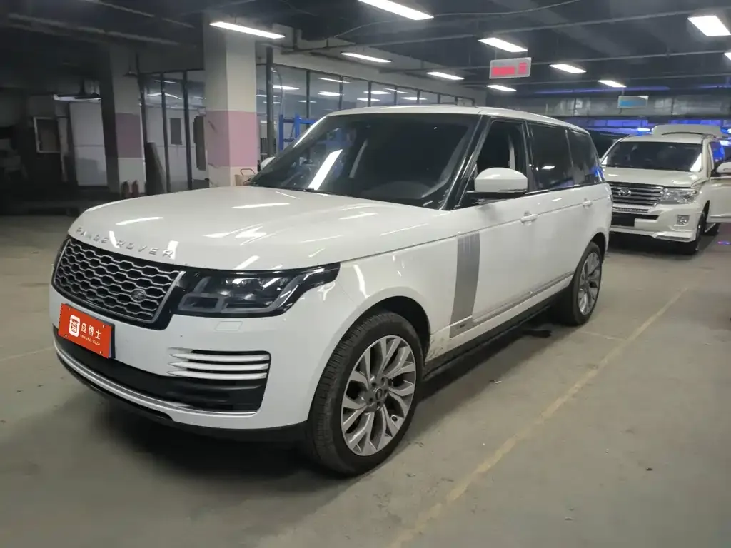 Land Rover Range Rover 2021 из CN, фото 1