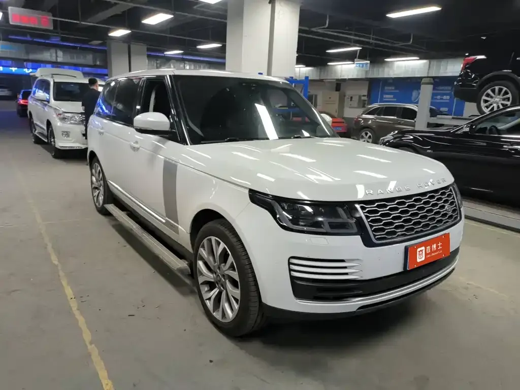 Land Rover Range Rover 2021 из CN, фото 2