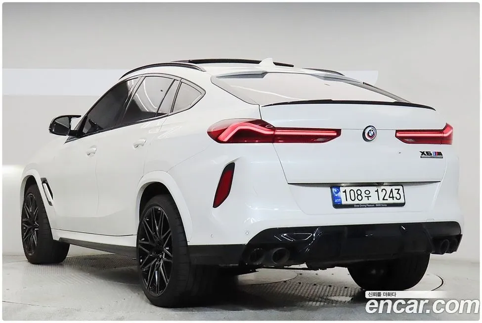 BMW X6M 2023 из KR, фото 2
