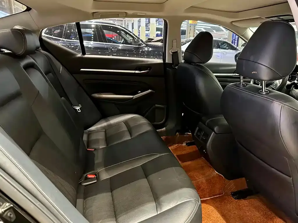 Nissan Teana 2023 из CN, фото 10