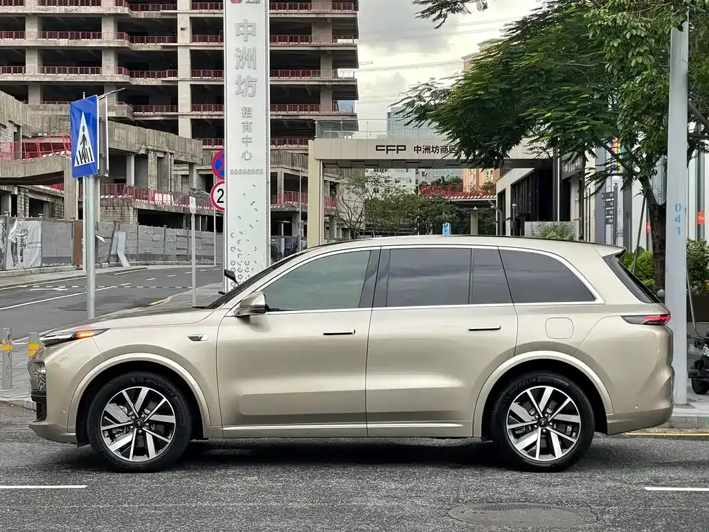 Li Auto L8 2023 из CN, фото 4