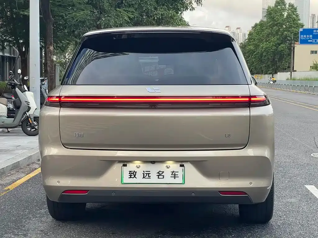 Li Auto L8 2023 из CN, фото 5