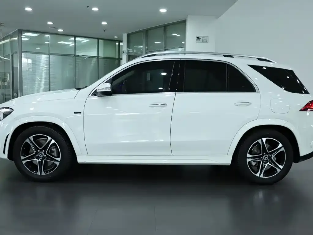 Mercedes-Benz GLE New Energy — фото 3