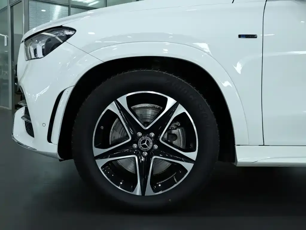 Mercedes-Benz GLE New Energy — фото 8