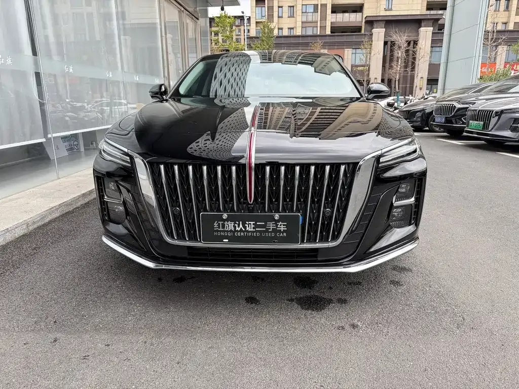Hongqi H5 — фото 2