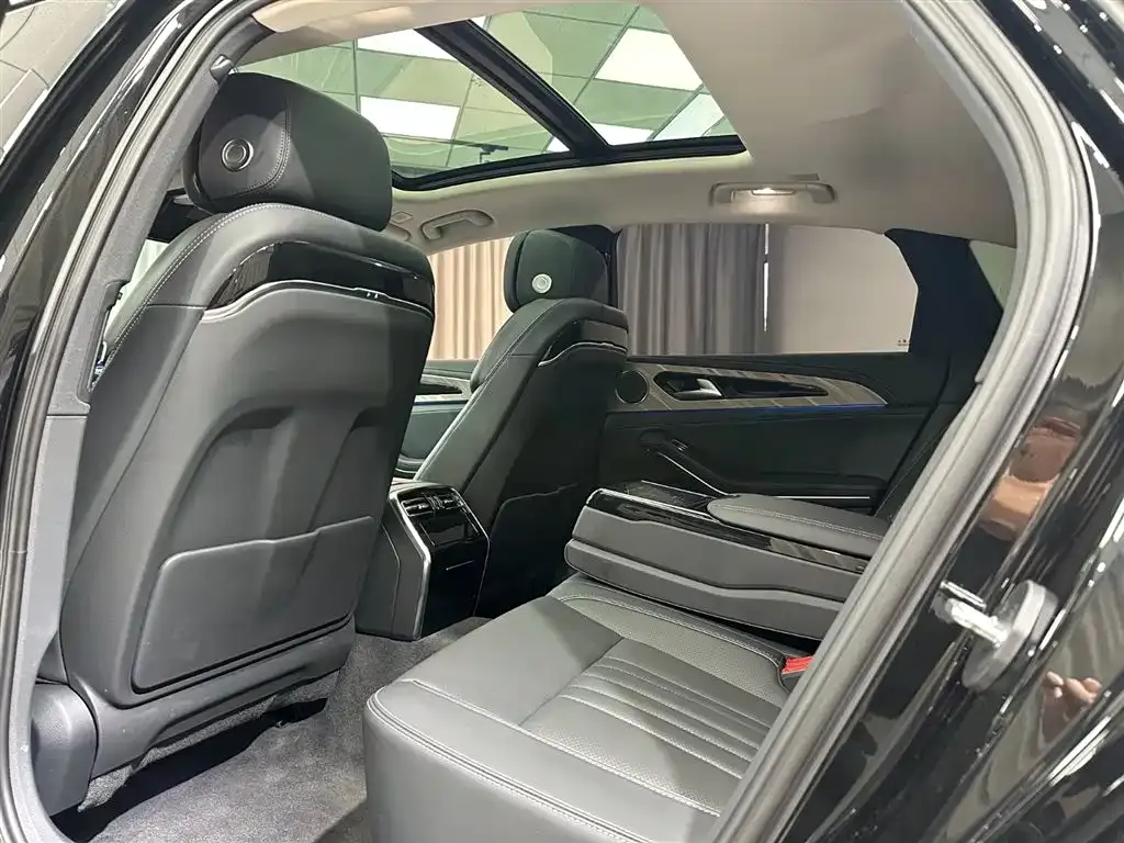 Hongqi H9 2021 из CN, фото 10