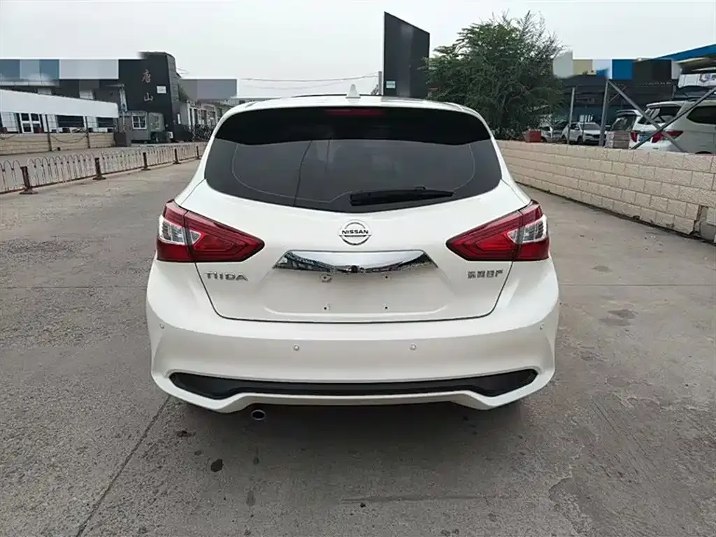 Nissan Tiida 2022 из CN, фото 6