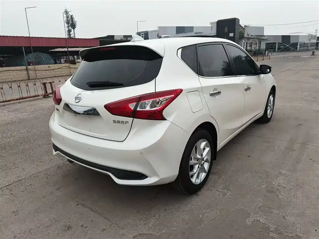 Nissan Tiida 2022 из CN, фото 7