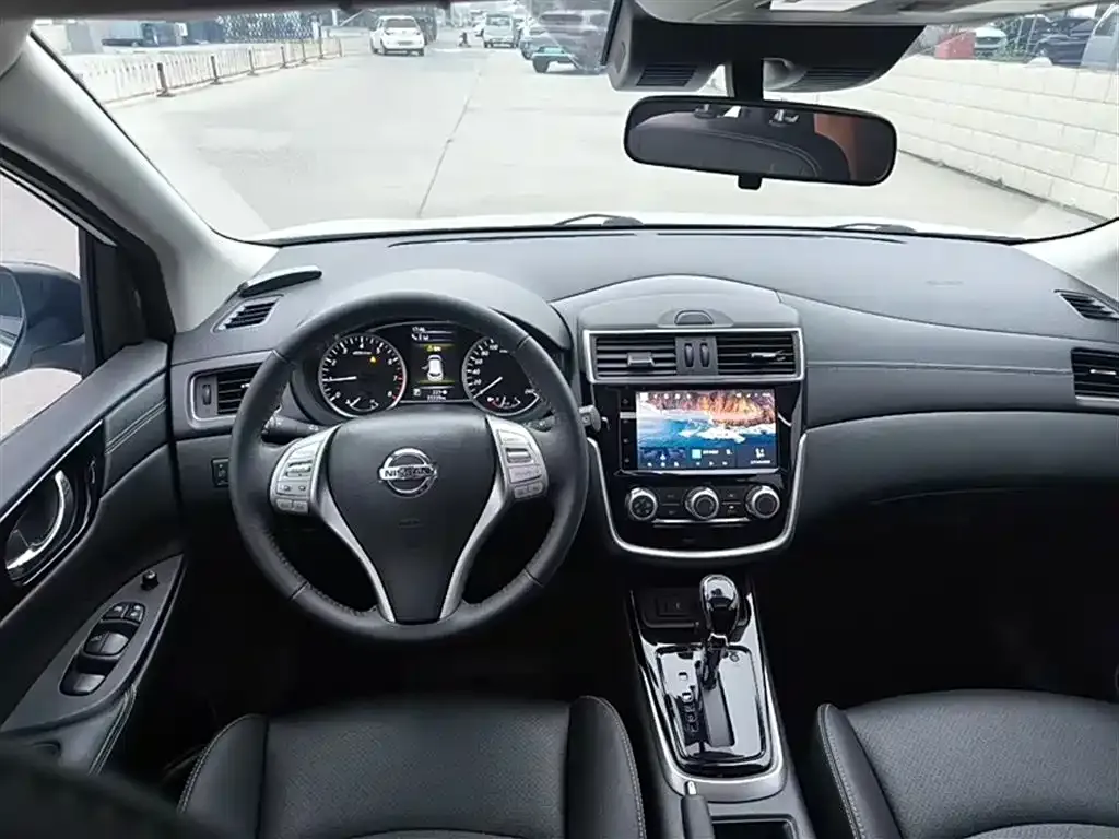 Nissan Tiida 2022 из CN, фото 8