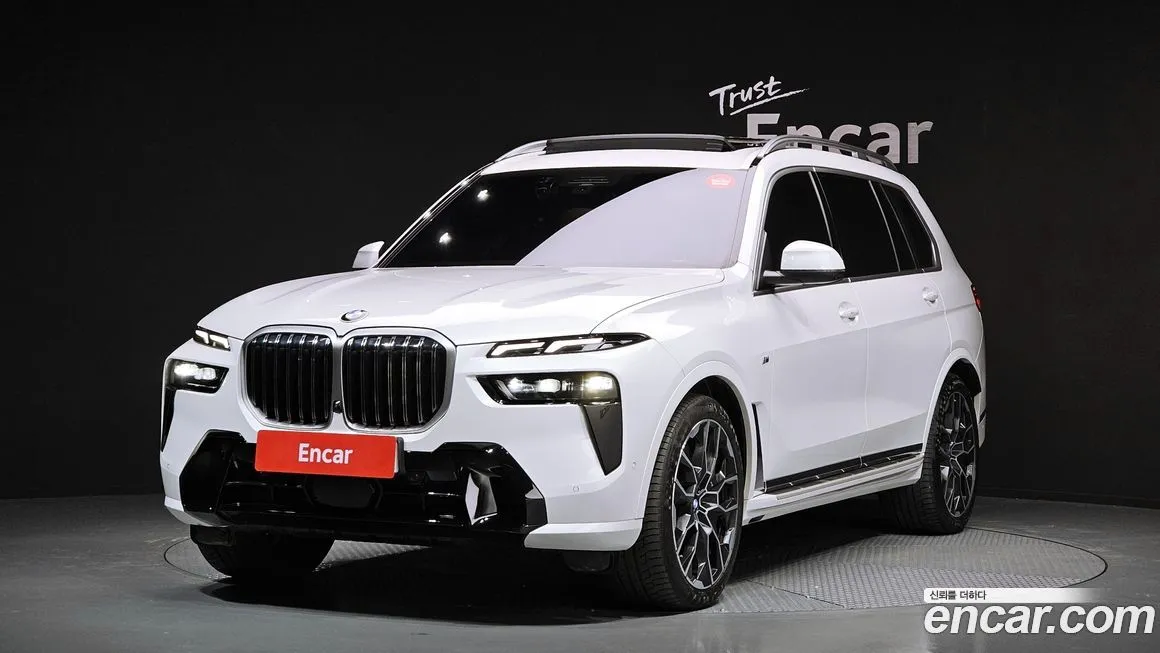 BMW X7 — фото 1