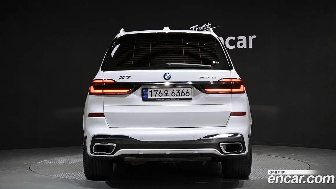 BMW X7 — фото 4