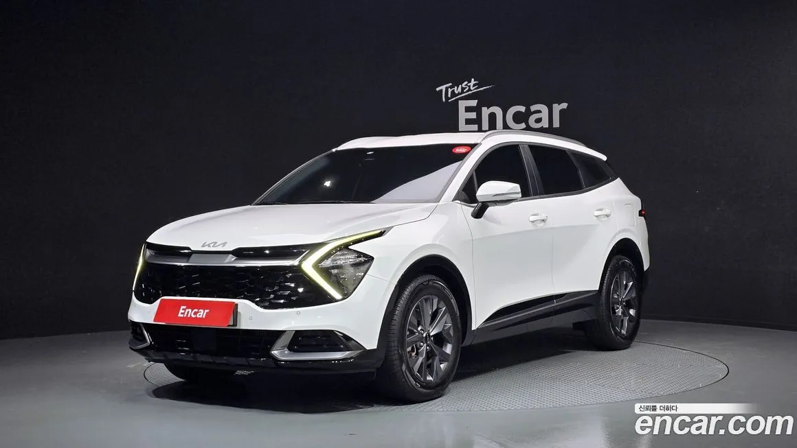 Kia Sportage — фото 1