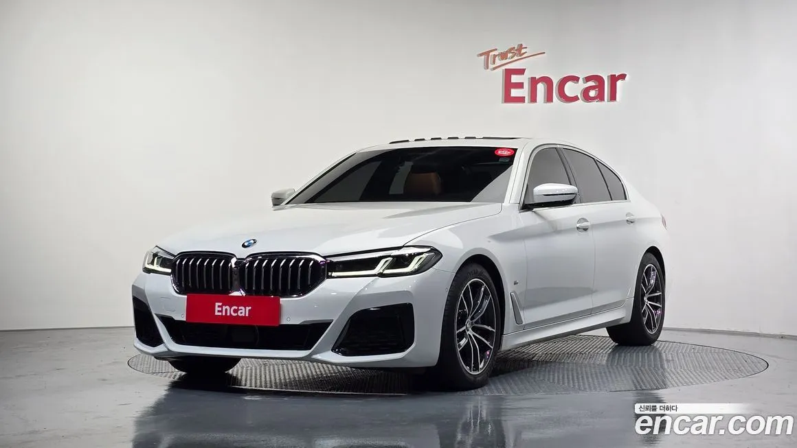 BMW 5-Series 2023 из KR, фото 1