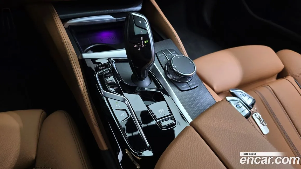 BMW 5-Series 2023 из KR, фото 9