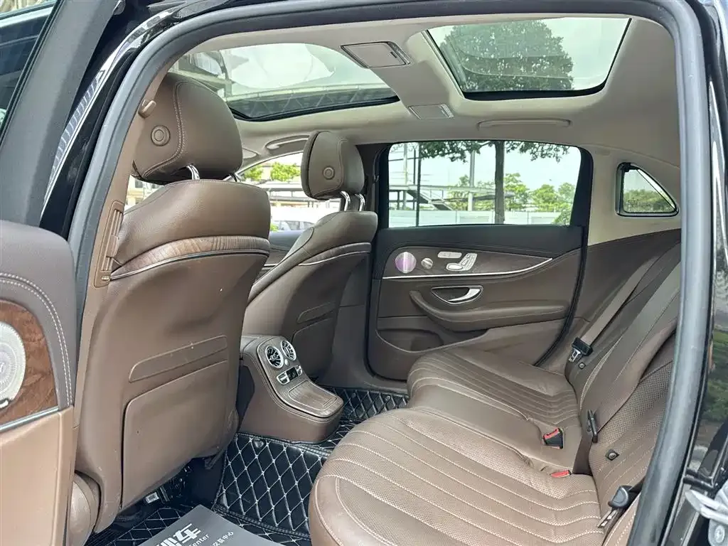Mercedes-Benz E-Class 2022 из CN, фото 9