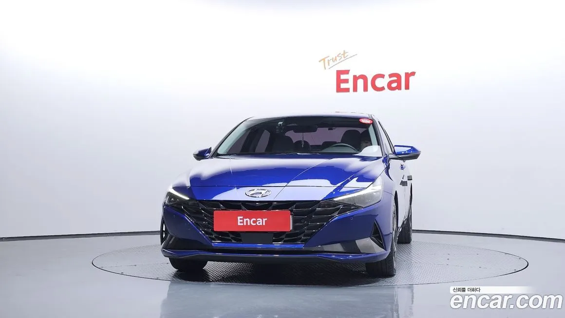 Hyundai AVANTE — фото 3
