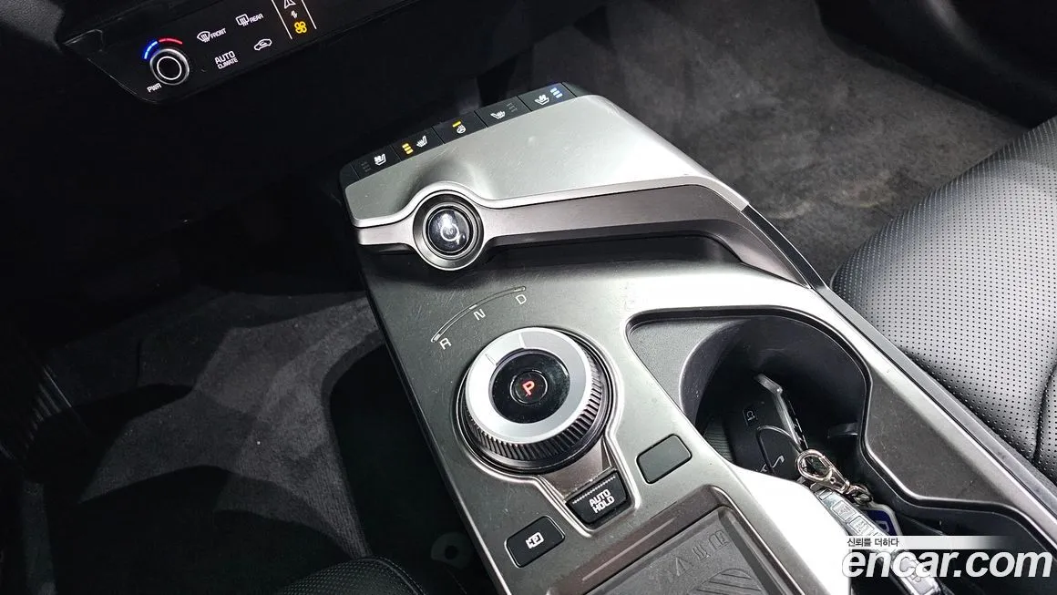 Kia EV6 — фото 9