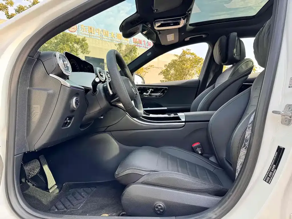 Mercedes-Benz C-Class 2023 из CN, фото 4