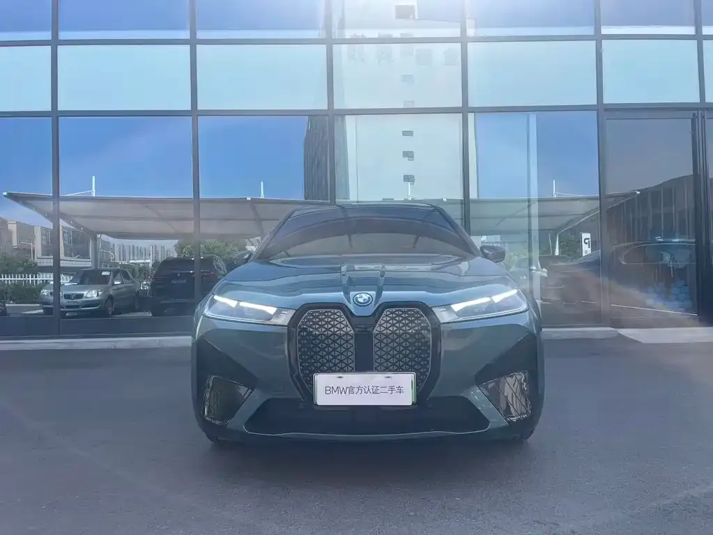 BMW iX 2023 из CN, фото 2