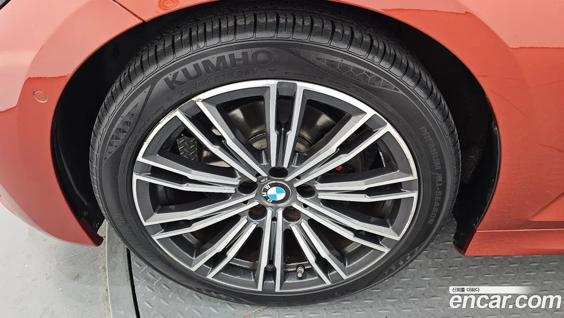 BMW 3-Series 2021 из KR, фото 5