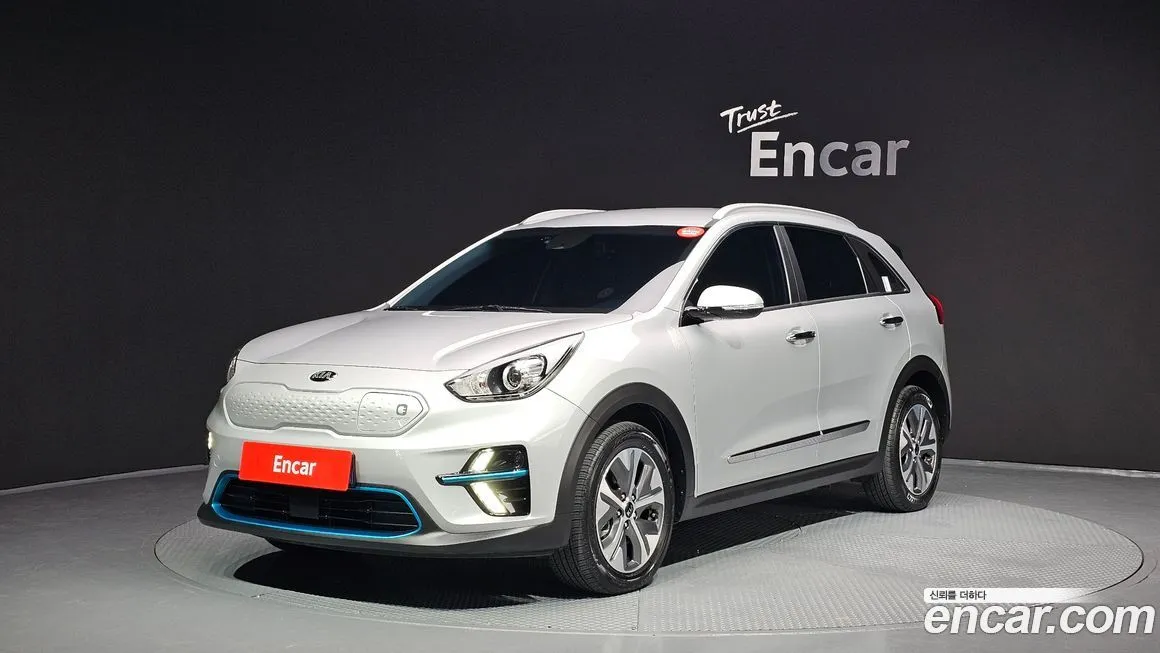 Kia Niro — фото 1