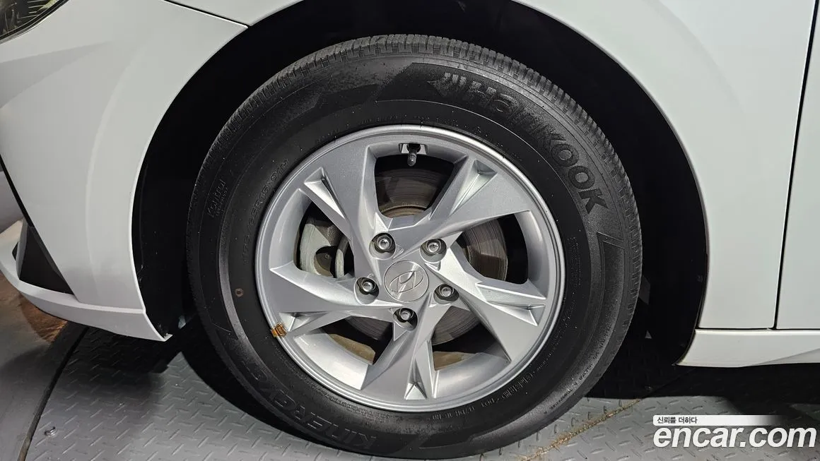 Hyundai AVANTE 2021 из KR, фото 5