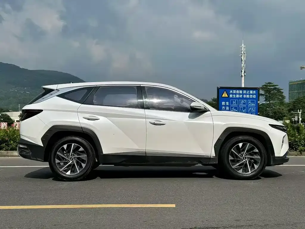 Hyundai Tucson 2022 из CN, фото 4