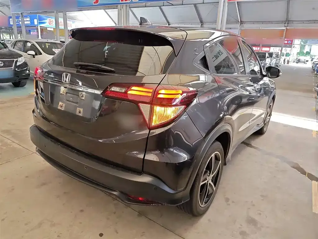 Honda Vezel 2021 из CN, фото 7