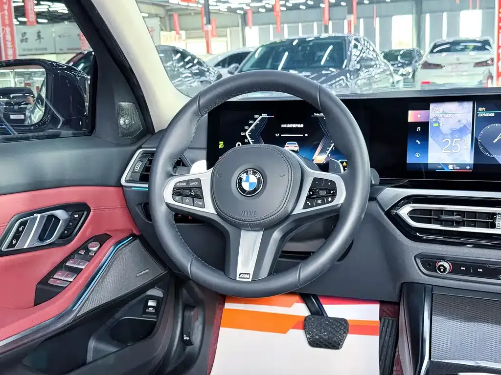 BMW 3 Series 2023 из CN, фото 7