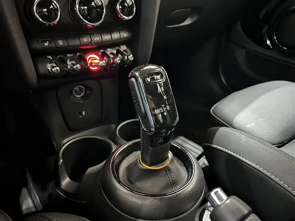 MINI Cooper (3-door) 2021 из CN, фото 8