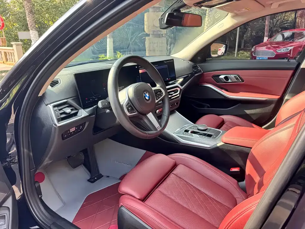 BMW 3 Series 2023 из CN, фото 9