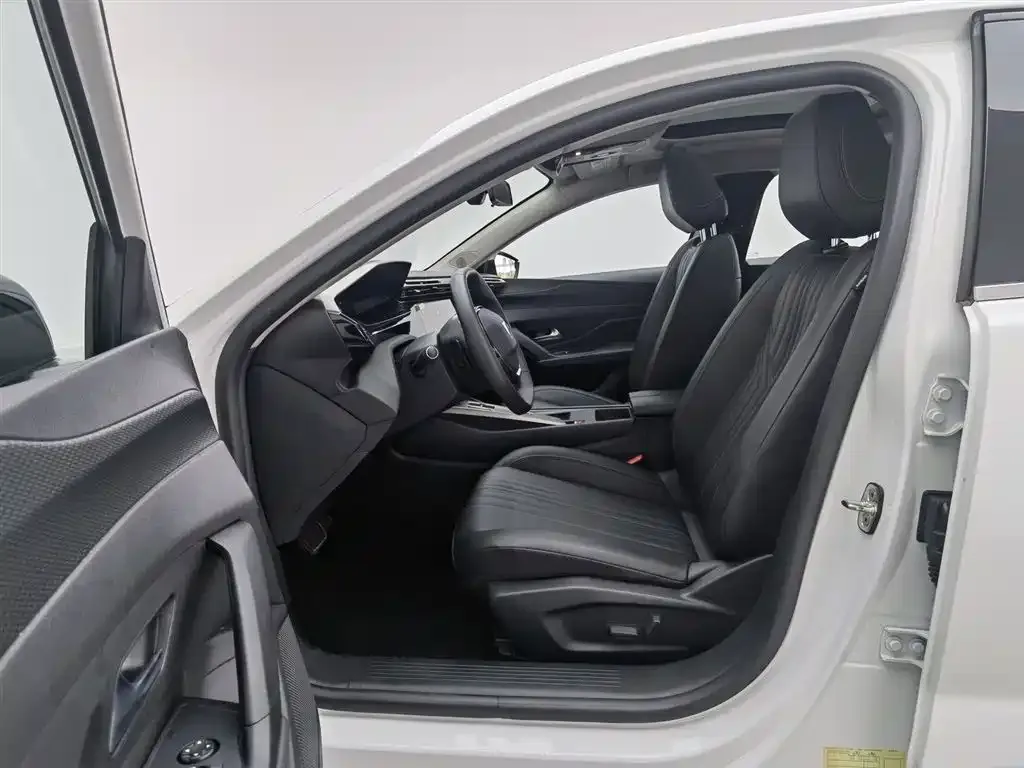 Peugeot 408X 2024 из CN, фото 10