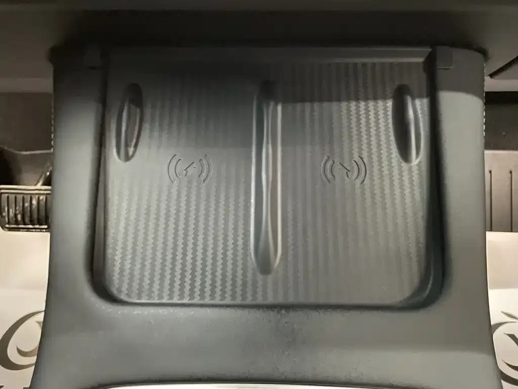 Tesla Model Y 2024 из CN, фото 8