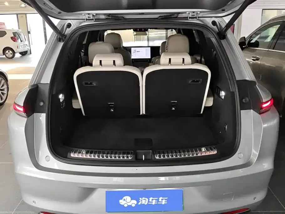Li Auto L8 2022 из CN, фото 4