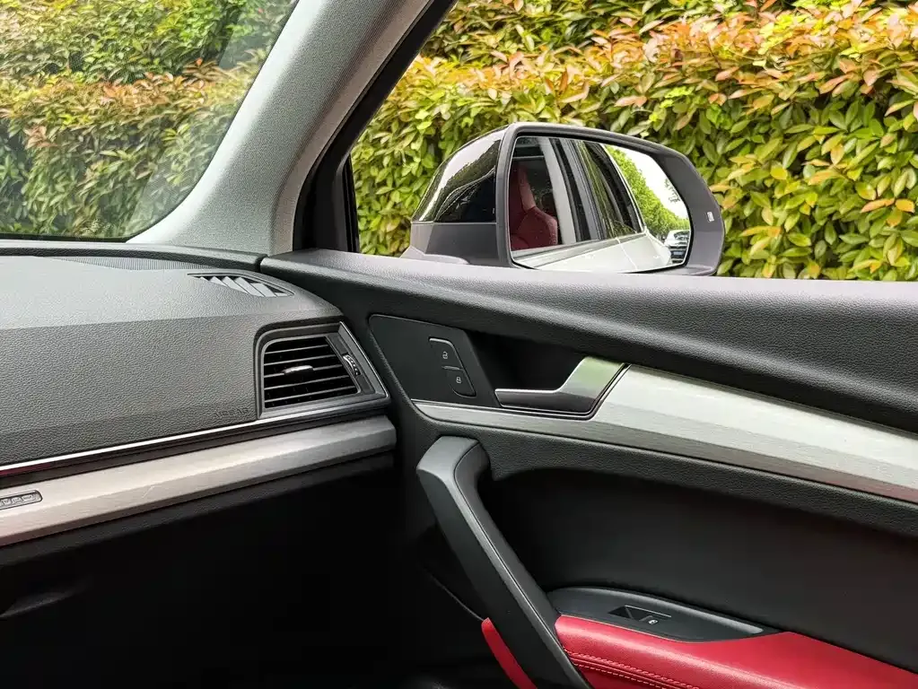 Audi Q5L 2021 из CN, фото 9
