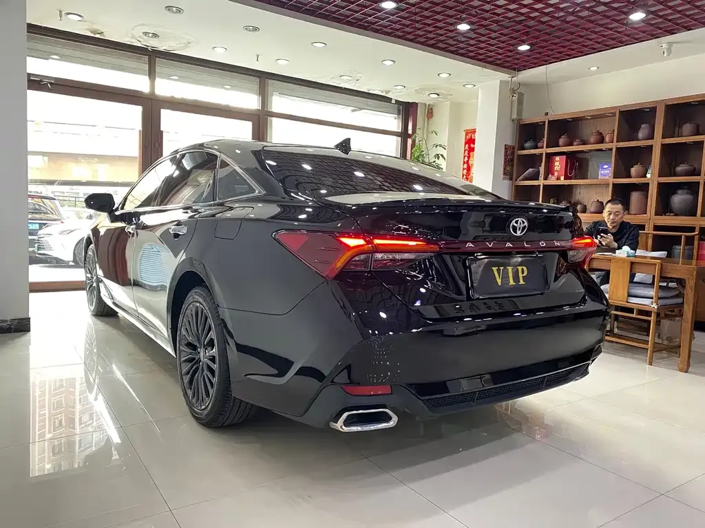 Toyota Avalon 2023 из CN, фото 4