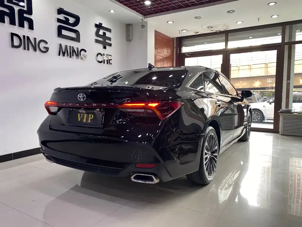 Toyota Avalon 2023 из CN, фото 6
