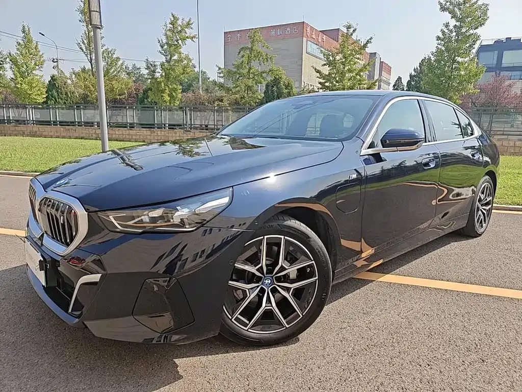 BMW i5 2024 из CN, фото 1