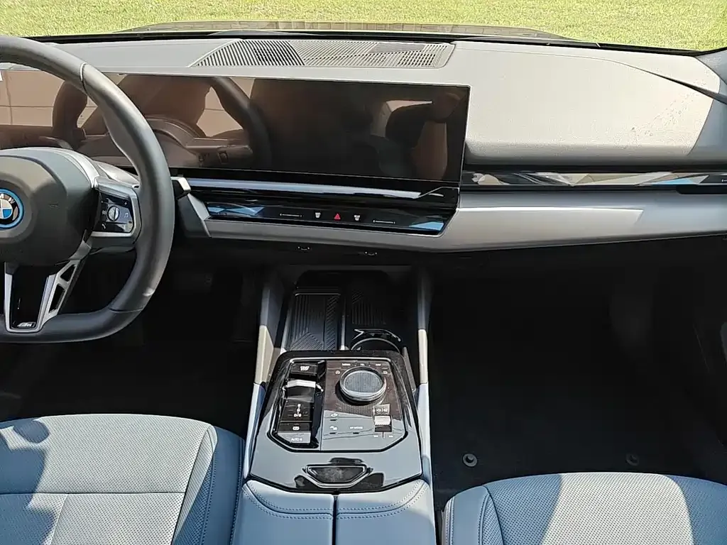 BMW i5 2024 из CN, фото 5
