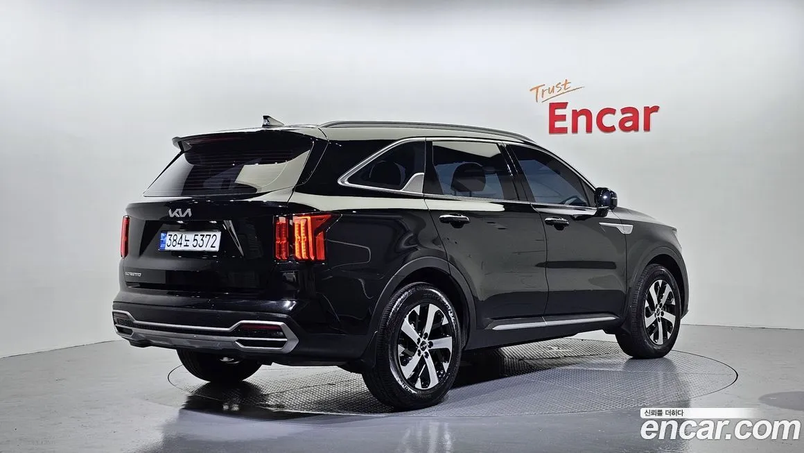 Kia Sorento 2023 из KR, фото 2