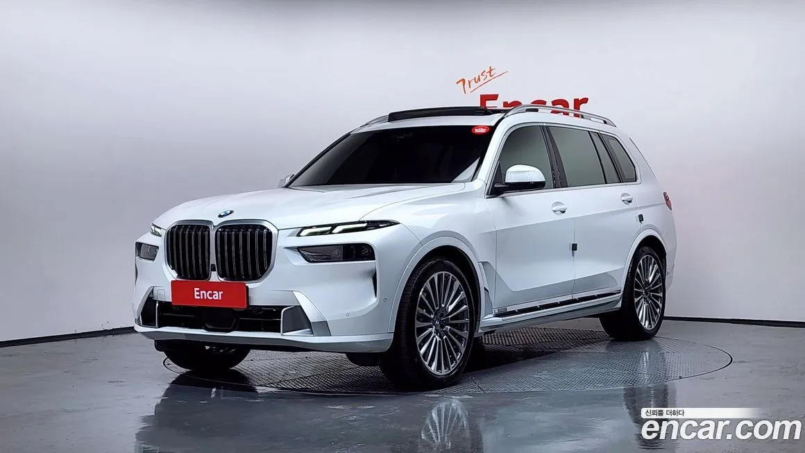 BMW X7 — фото 1