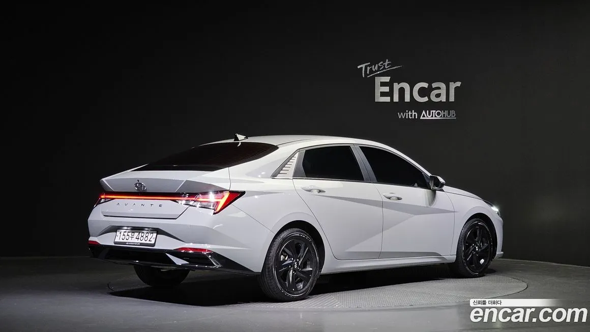 Hyundai AVANTE — фото 2