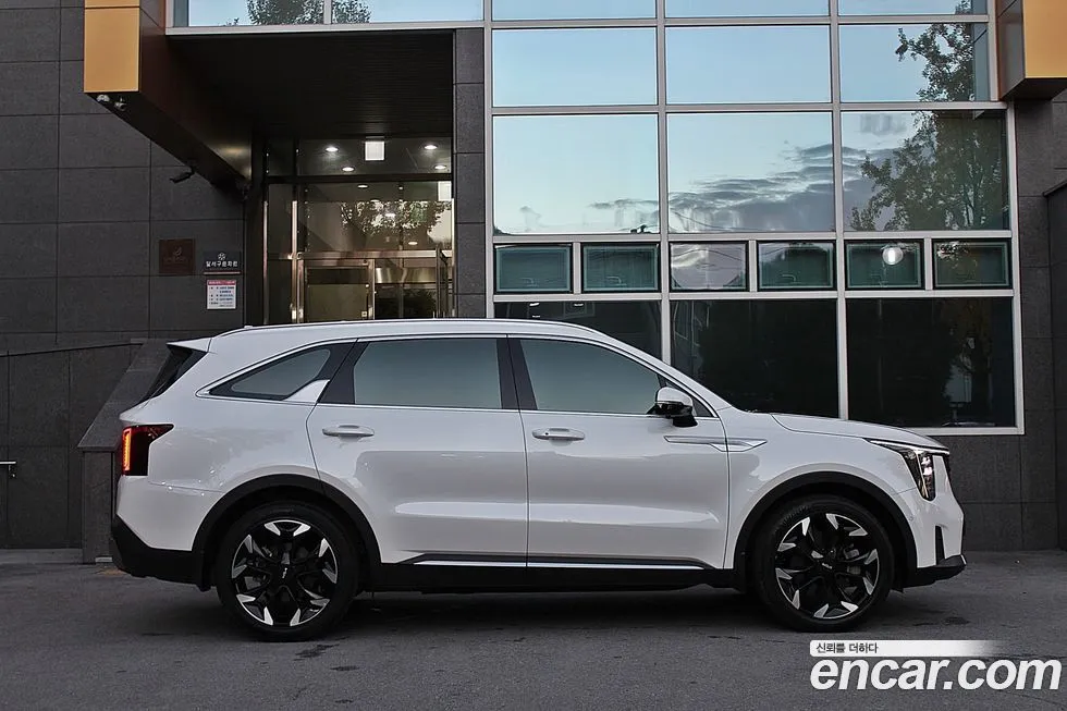 Kia Sorento — фото 4