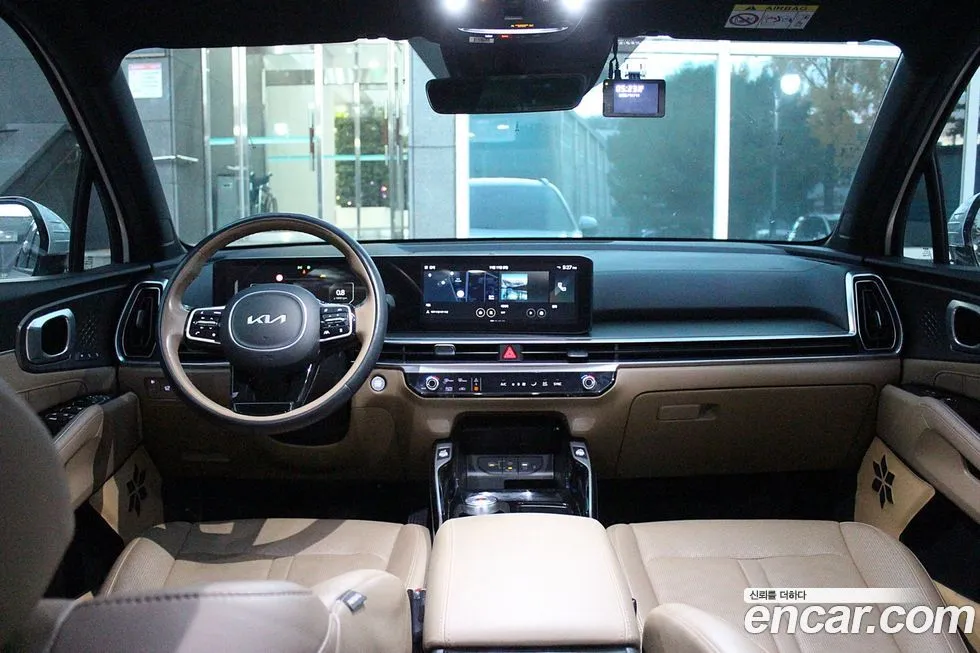 Kia Sorento — фото 7