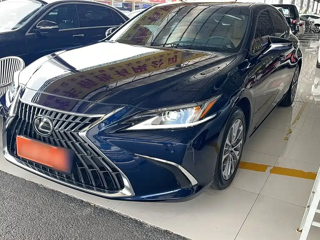 Lexus ES 2022 из CN, фото 1