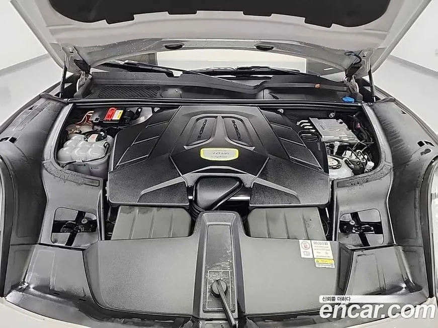 Porsche Cayenne 2023 из KR, фото 5