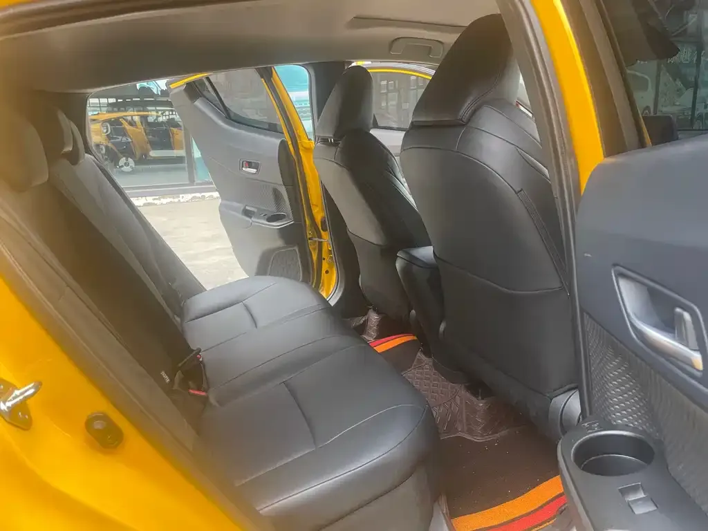 Toyota C-HR 2022 из CN, фото 10