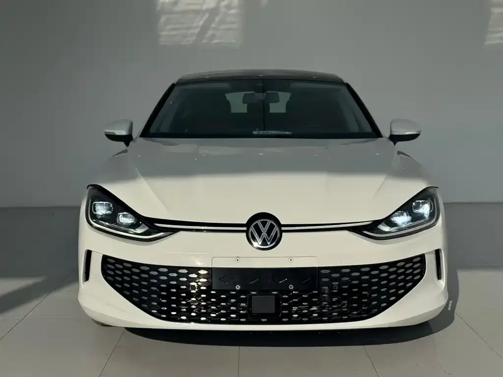 Volkswagen Lamando 2023 из CN, фото 2