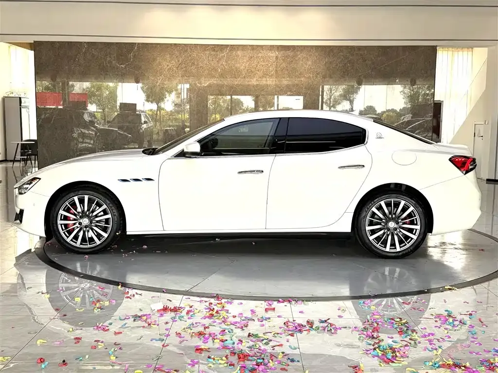 Maserati Ghibli 2021 из CN, фото 8